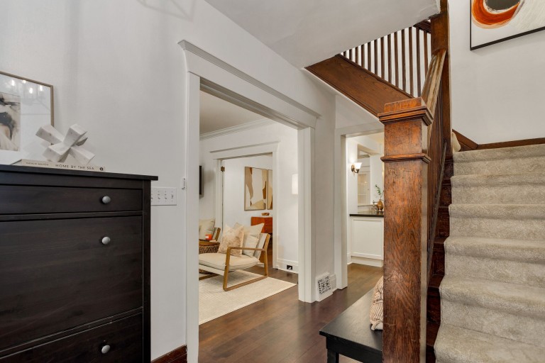 302 Garden Avenue, Toronto, Ontario, Canada photo 5