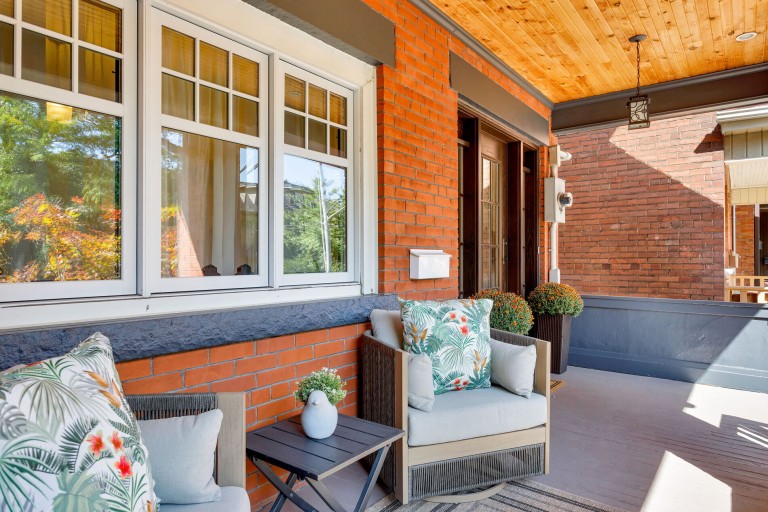 302 Garden Avenue, Toronto, Ontario, Canada photo 4