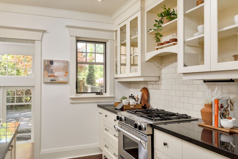 302 Garden Avenue, Toronto, Ontario, Canada photo 14