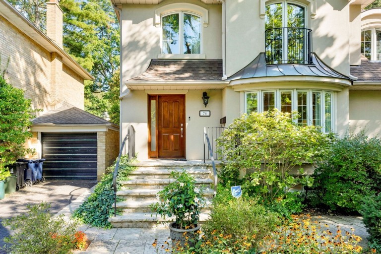 74 Humberview Road, Toronto, Ontario, Canada photo 2