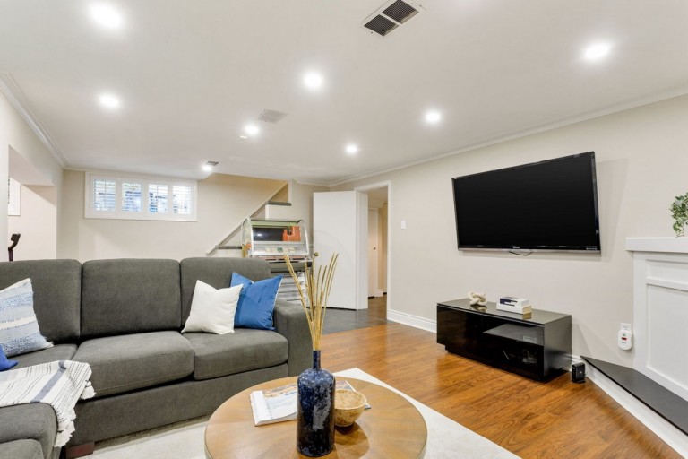 74 Humberview Road, Toronto, Ontario, Canada photo 34
