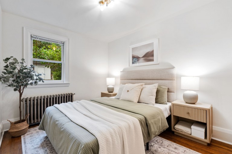 8 Grenadier Ravine Drive, Toronto, Ontario, Canada photo 16