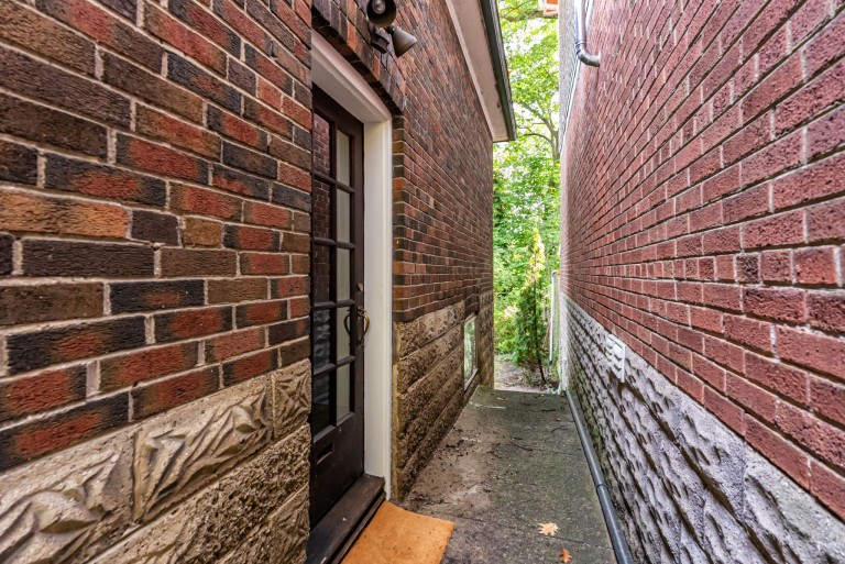 8 Grenadier Ravine Drive, Toronto, Ontario, Canada photo 26