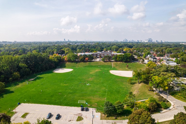 8 Grenadier Ravine Drive, Toronto, Ontario, Canada photo 24