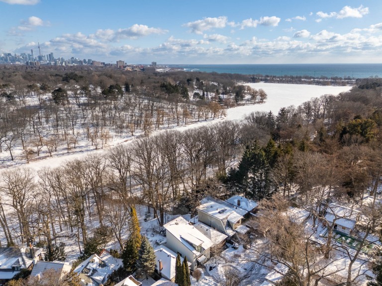 8 Grenadier Ravine Drive, Toronto, Ontario, Canada photo 37