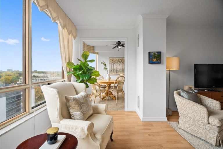 1300 Islington Avenue Unit 1604, Toronto, Ontario, Canada photo 16