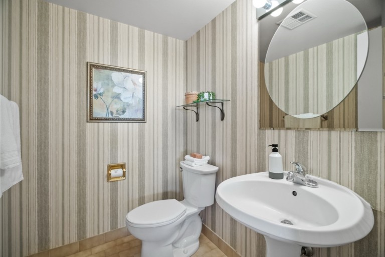 1300 Islington Avenue Unit 1604, Toronto, Ontario, Canada photo 25