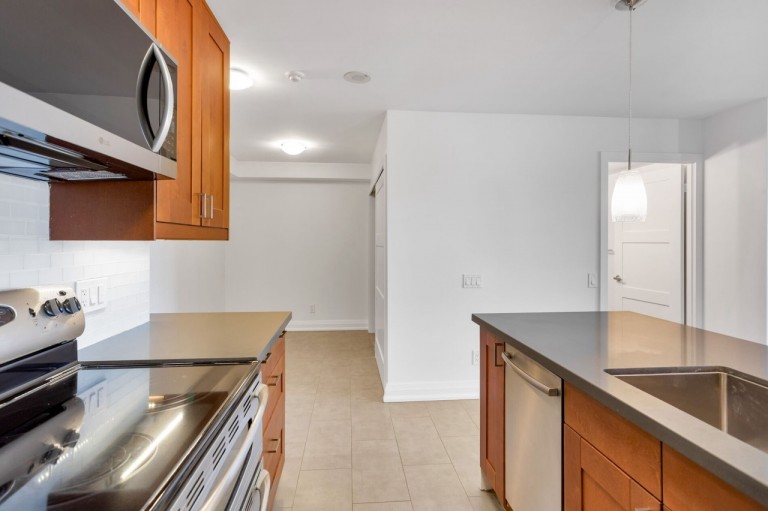 60 Heintzman Street Unit 1714, Toronto, Ontario, Canada photo 9