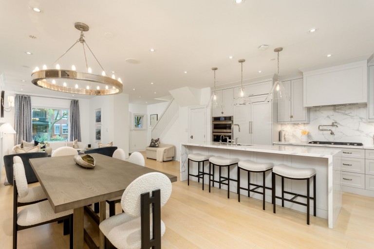 12 Hewitt Avenue, Toronto, Ontario, Canada photo 8