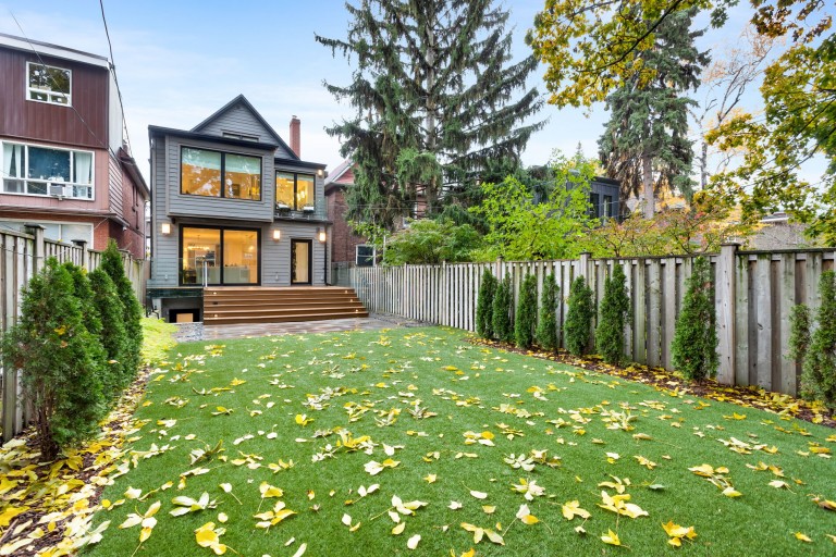 12 Hewitt Avenue, Toronto, Ontario, Canada photo 50