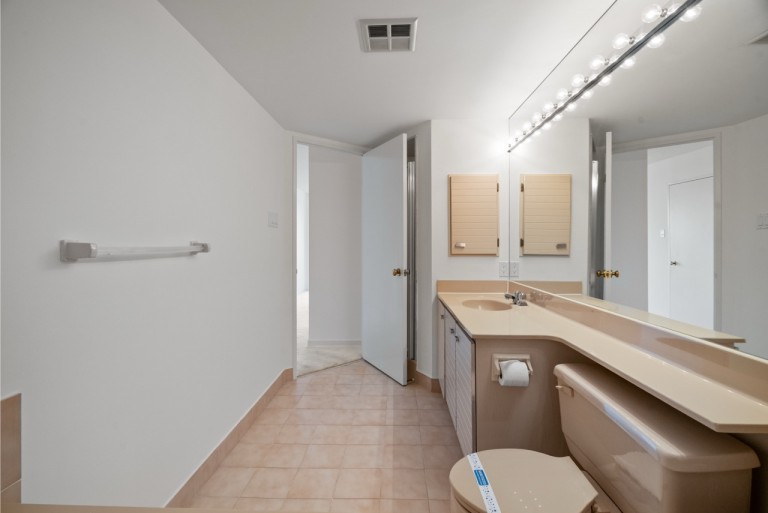 1300 Islington Avenue, Unit 1601, Toronto, Ontario, Canada photo 21