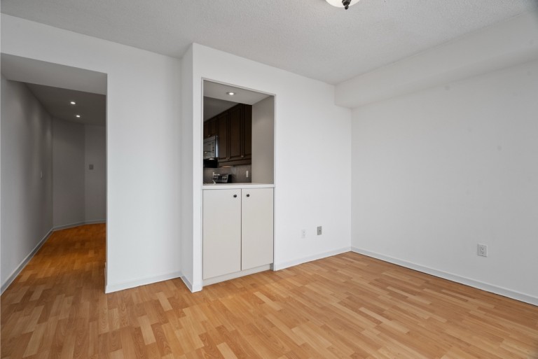 1300 Islington Avenue, Unit 1601, Toronto, Ontario, Canada photo 13