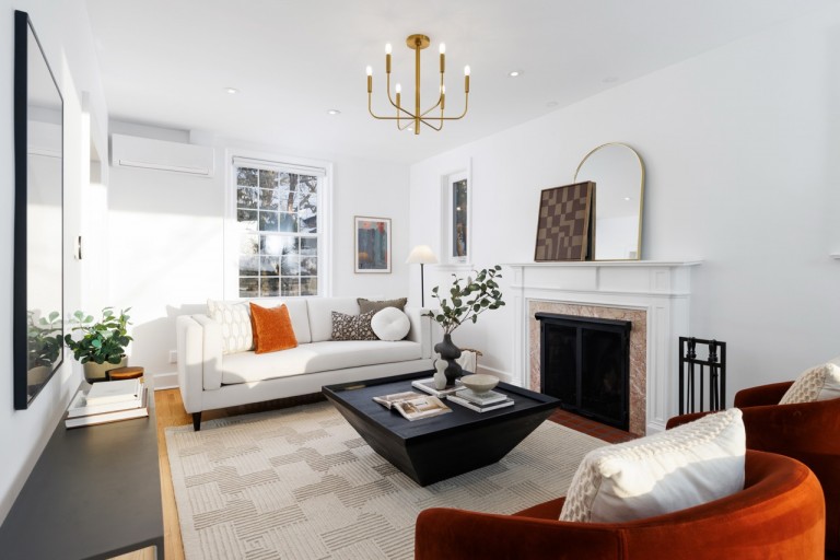 19 Halford Avenue, Toronto, Ontario, Canada photo 5