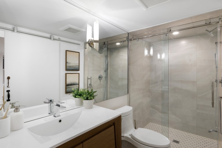 19 Halford Avenue, Toronto, Ontario, Canada photo 27