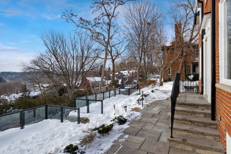 19 Halford Avenue, Toronto, Ontario, Canada photo 28