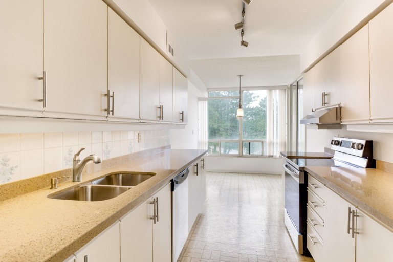 1300 Islington Ave Unit 303, Toronto, Ontario, Canada photo 13