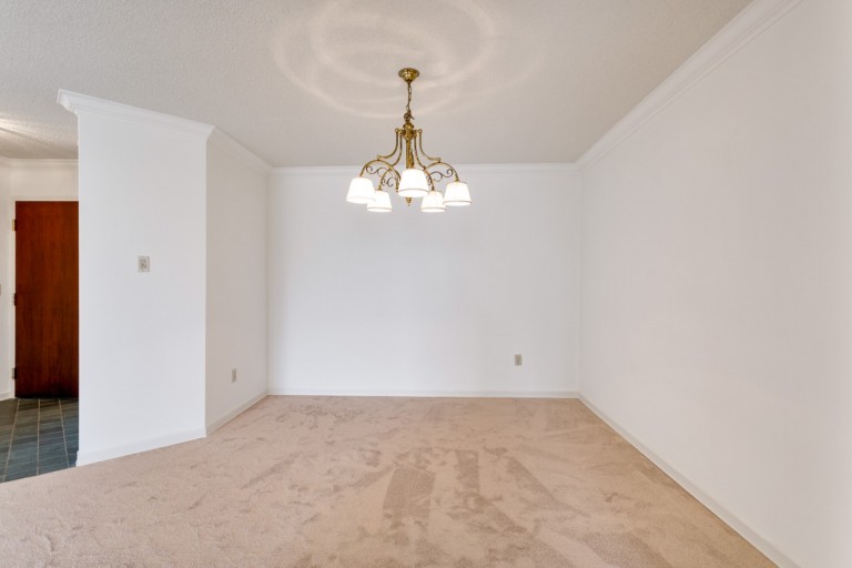 1300 Islington Ave Unit 303, Toronto, Ontario, Canada photo 6