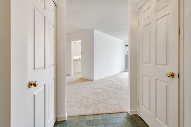 1300 Islington Ave Unit 303, Toronto, Ontario, Canada photo 5