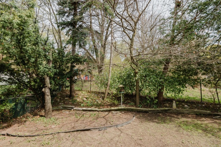 7 Innisfree Court, Toronto, Ontario, Canada photo 40