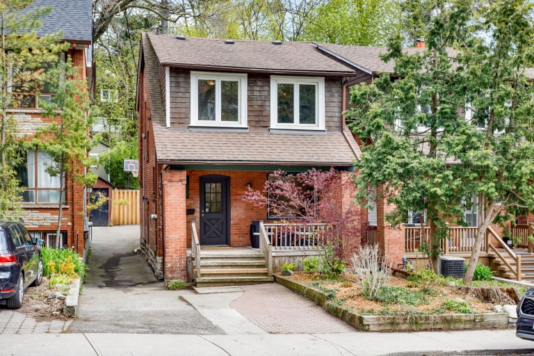 229 Clendenan Avenue, Toronto, Ontario, Canada photo 2