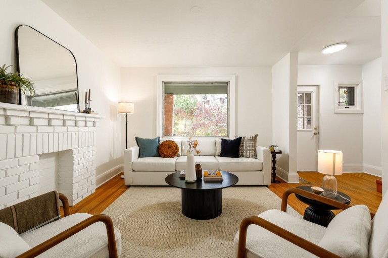 229 Clendenan Avenue, Toronto, Ontario, Canada photo 8
