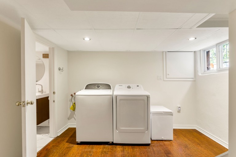 229 Clendenan Avenue, Toronto, Ontario, Canada photo 33