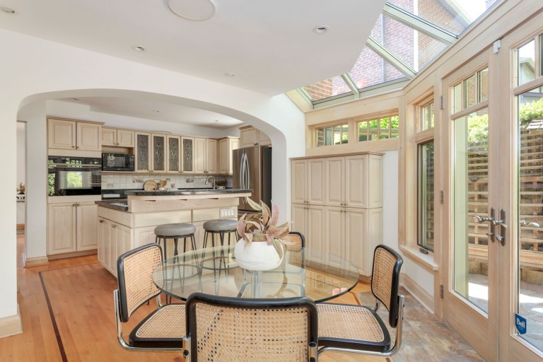 33 Halford Avenue, Toronto, Ontario, Canada photo 17