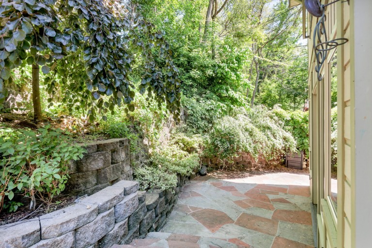 33 Halford Avenue, Toronto, Ontario, Canada photo 47