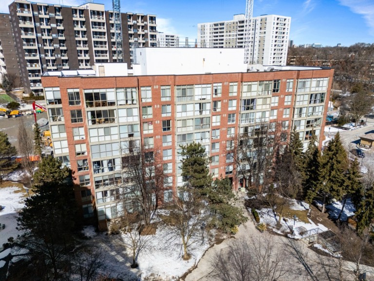 24 Southport Street #752, Toronto, Ontario, Canada photo 42