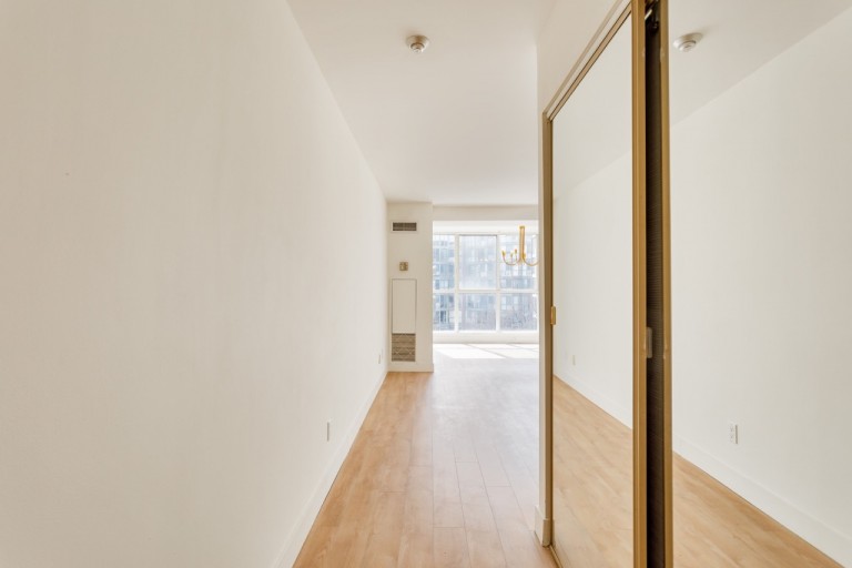 24 Southport Street #752, Toronto, Ontario, Canada photo 15