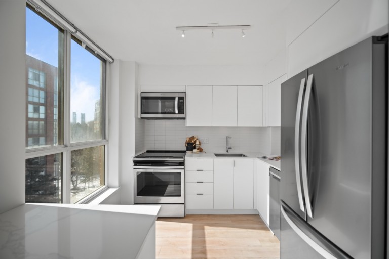 24 Southport Street #752, Toronto, Ontario, Canada photo 18