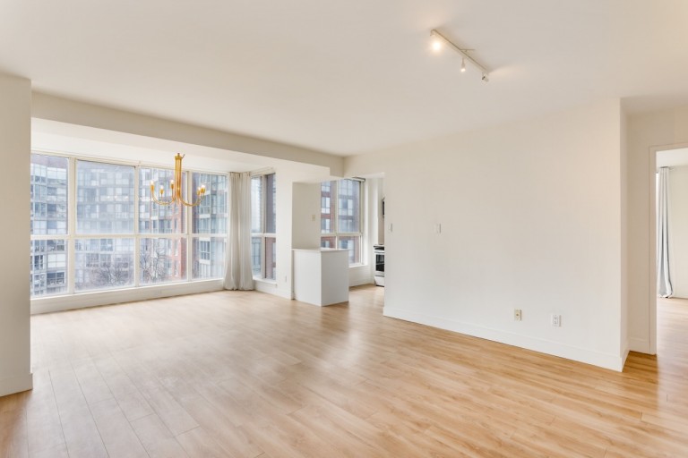 24 Southport Street #752, Toronto, Ontario, Canada photo 13