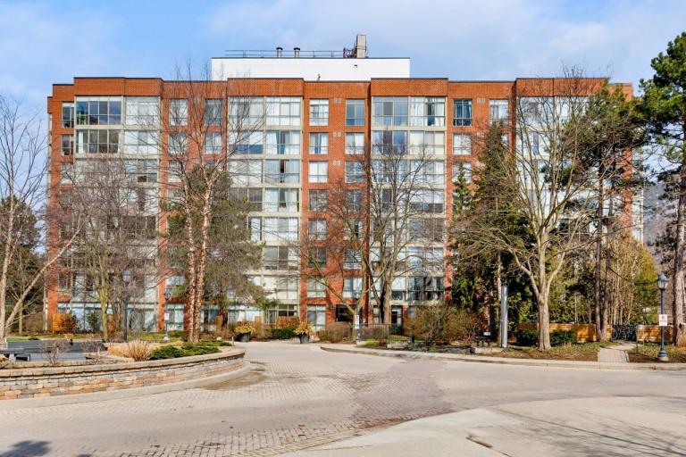 24 Southport Street #752, Toronto, Ontario, Canada photo 9