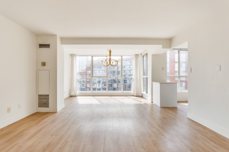 24 Southport Street #752, Toronto, Ontario, Canada photo 19