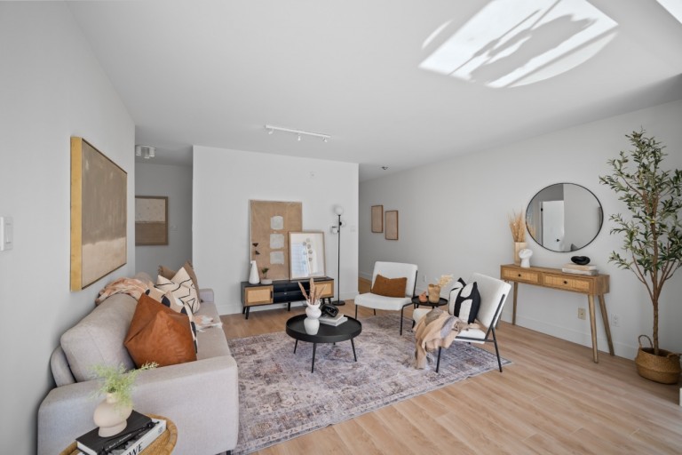 24 Southport Street #752, Toronto, Ontario, Canada photo 8