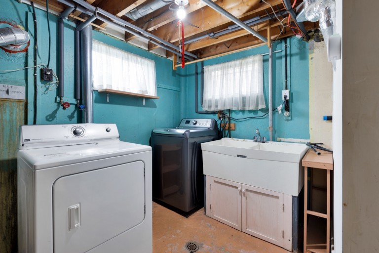 9 Camborne Avenue, Toronto, Ontario, Canada photo 38