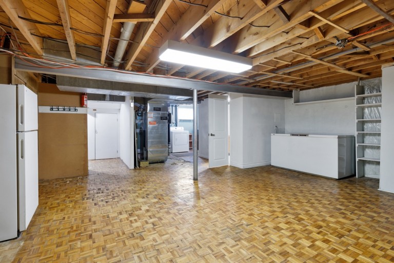 9 Camborne Avenue, Toronto, Ontario, Canada photo 37