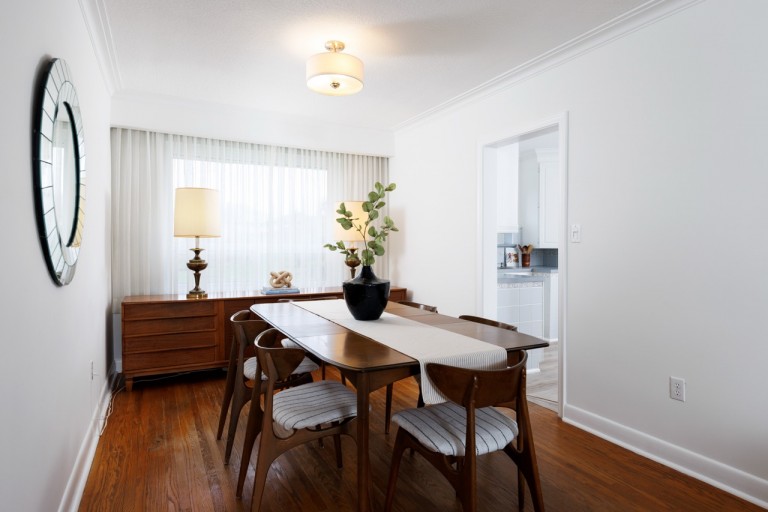 9 Camborne Avenue, Toronto, Ontario, Canada photo 13