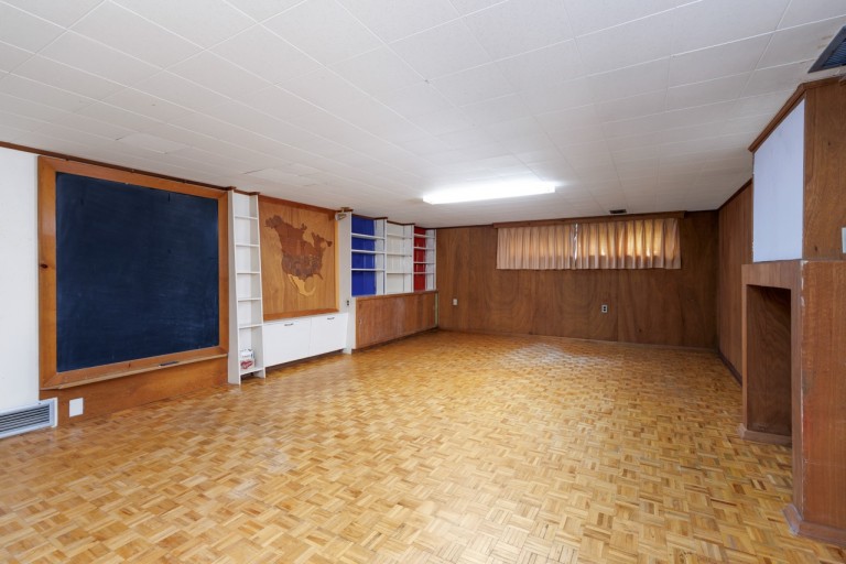 9 Camborne Avenue, Toronto, Ontario, Canada photo 34