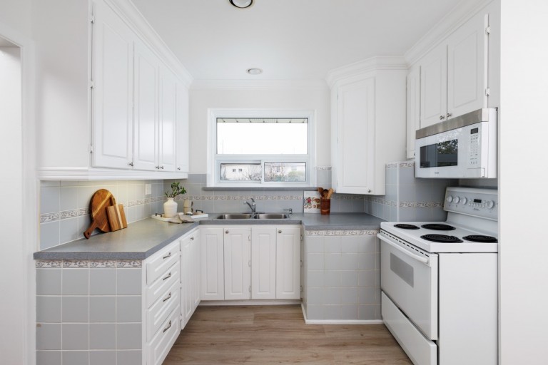 9 Camborne Avenue, Toronto, Ontario, Canada photo 14