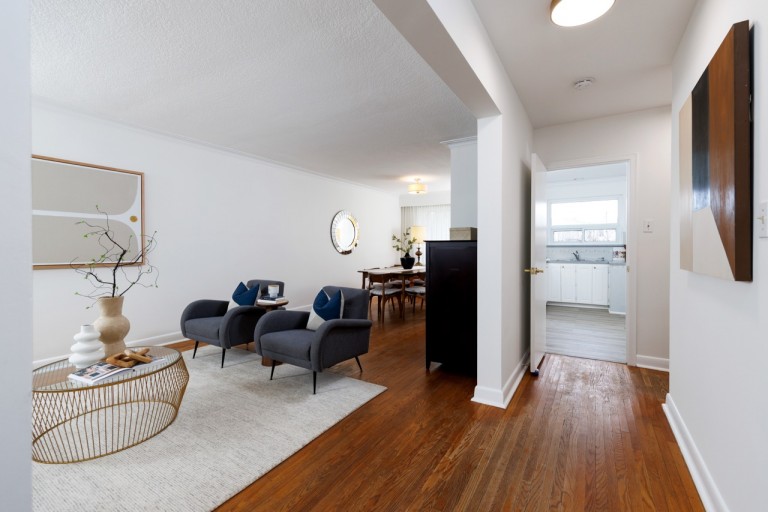 9 Camborne Avenue, Toronto, Ontario, Canada photo 5