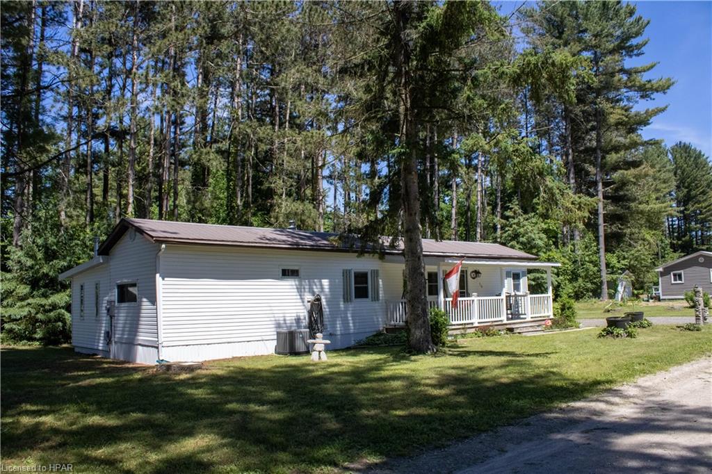 36 MAPLE Drive, Central Huron, Ontario, Canada