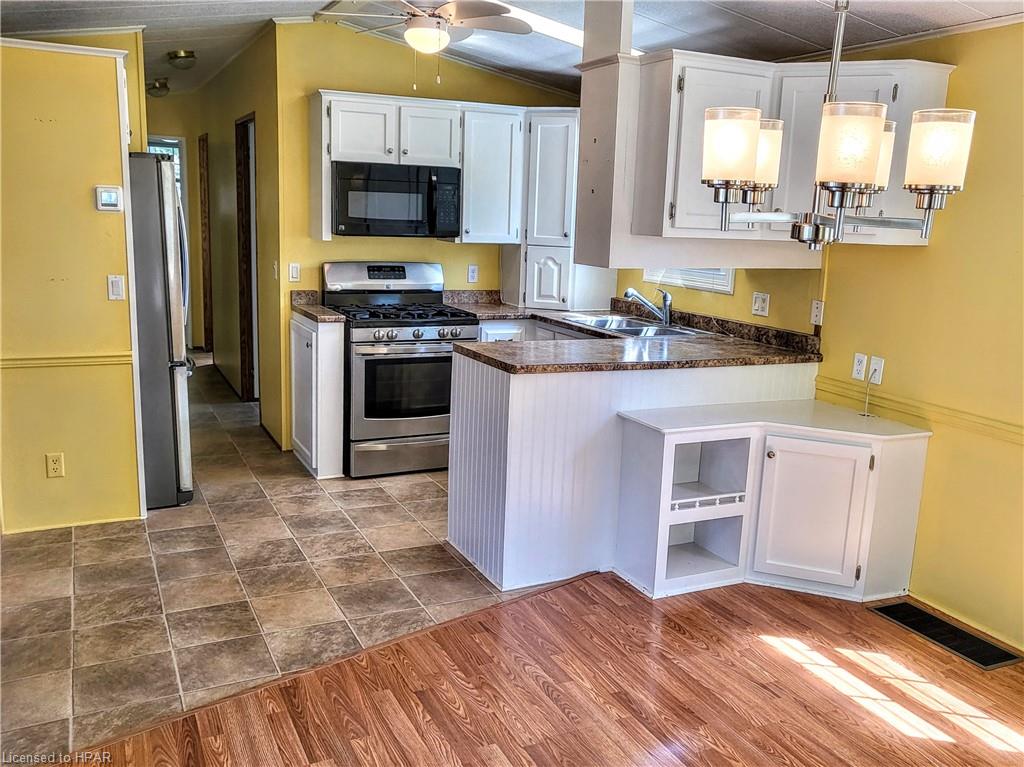 77307 BLUEWATER Highway Unit# 8, Bayfield, Ontario, Canada