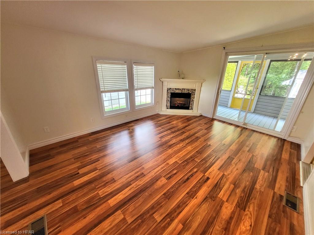 77307 BLUEWATER Highway Unit# 8, Bayfield, Ontario, Canada