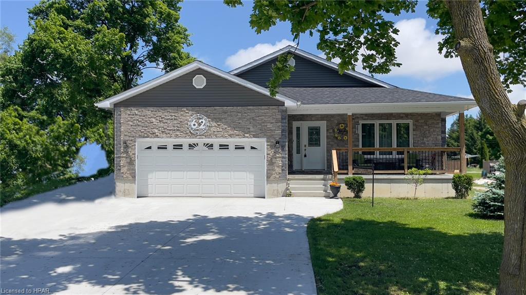 62 VICTORIA Boulevard, Vanastra, Ontario, Canada