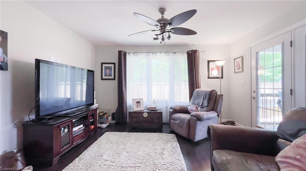 62 VICTORIA Boulevard, Vanastra, Ontario, Canada