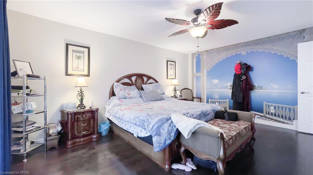 62 VICTORIA Boulevard, Vanastra, Ontario, Canada