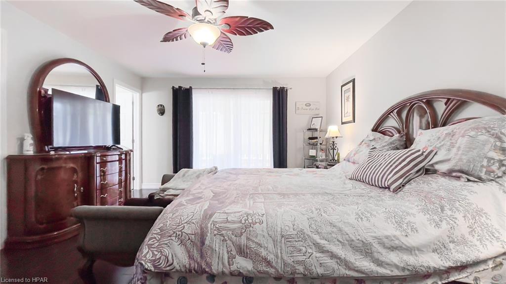 62 VICTORIA Boulevard, Vanastra, Ontario, Canada