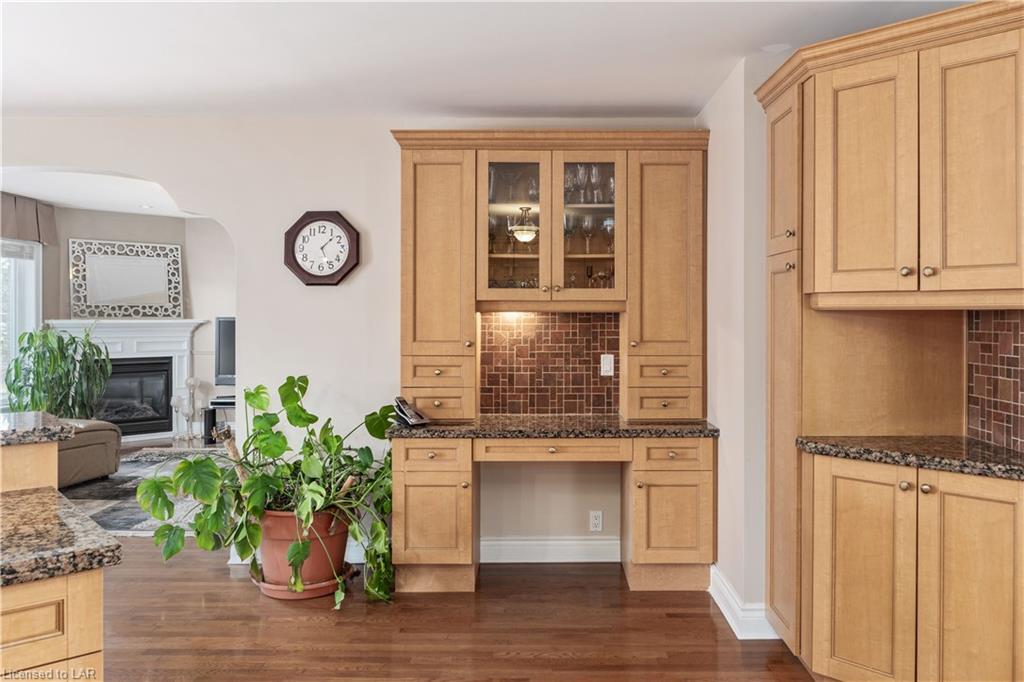 1084 HURLWOOD Lane, Severn Township, Ontario, Canada