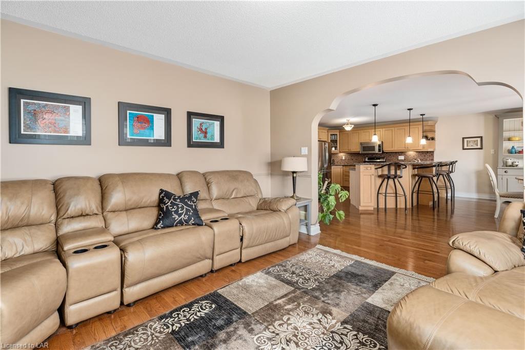 1084 HURLWOOD Lane, Severn Township, Ontario, Canada